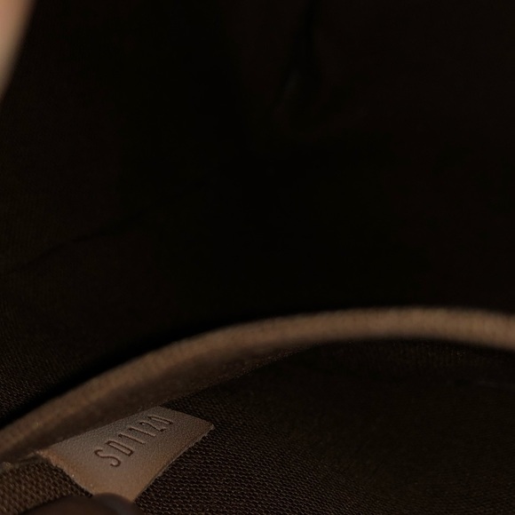 •LOUIS VUITTON• Tan Brown Leather Monogram Purse - Picture 8 of 8